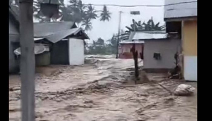 Banjir Bandang Hantam Gorontalo, Ribuan Warga Terdampak dan Sejumlah Rumah Hanyut