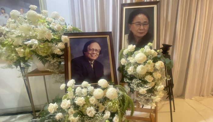 Cucu Kenang Maria Bernadeth Latifah Oetama sebagai Perempuan Kuat yang Selalu Mendoakan Keluarga