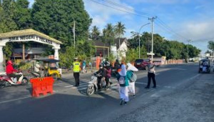 Ditlantas Polda Gorontalo Rutin Atur Arus Lalu Lintas di Titik Rawan Kepadatan