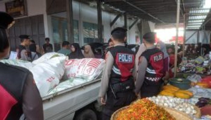 Patroli Pasar Tradisional dalam Operasi Pekat 2026, Warga Merasa Aman