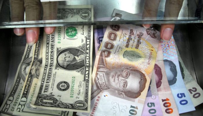 Mata Uang Asia Melemah, Harga Minyak Kembali Menekan