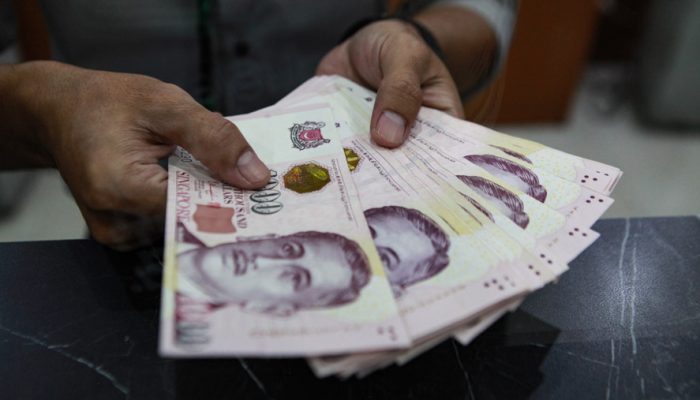 Rupiah Sentuh Rp14.000 per Dolar Singapura, Terlemah Sepanjang Masa