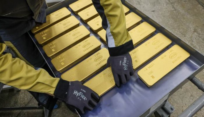 Pantau Target Harga Emas Hari Ini, Saatnya Jual atau Beli?
