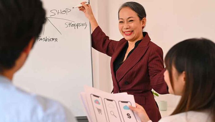 Wacana Bahasa Prancis di Sekolah RI Picu Kritik Pakar