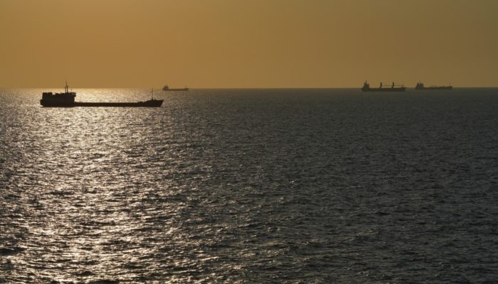 Drone Serang Tuapse, Pelabuhan Laut Hitam Rusia Terbakar