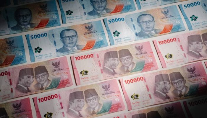 Rupiah Masih Overshooting, Beban Penyesuaian Dinilai Terlalu Besar