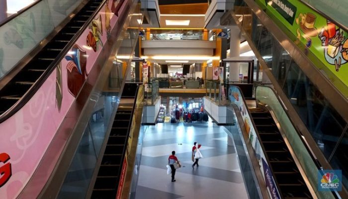 Damkar Ungkap Kronologi Kebakaran di Poins Square dan Penyebabnya