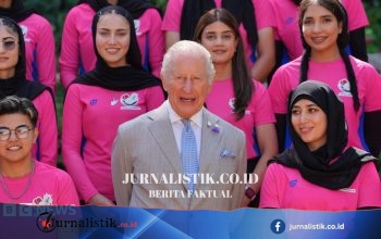 King Charles Bertemu Tim Kriket Perempuan Afghanistan yang Dilarang Bertanding Resmi
