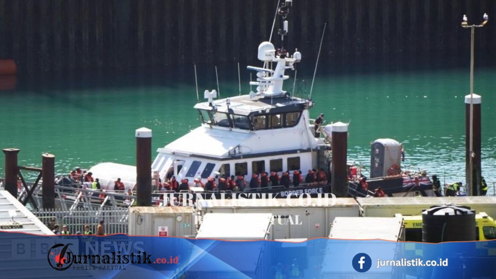 Manslaughter arrest after death on small boat crossing