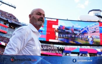 Kontrak baru, awal baru, lalu mendadak keluar: Jejak Steve Clarke di timnas Skotlandia