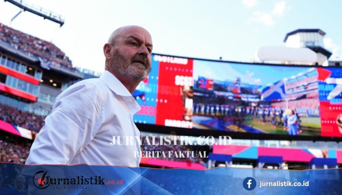 Kontrak baru, awal baru, lalu mendadak keluar: Jejak Steve Clarke di timnas Skotlandia