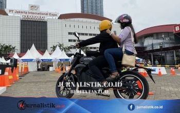 Boncengan Motor: Peran Penumpang untuk Jaga Keseimbangan di Jalur Liburan
