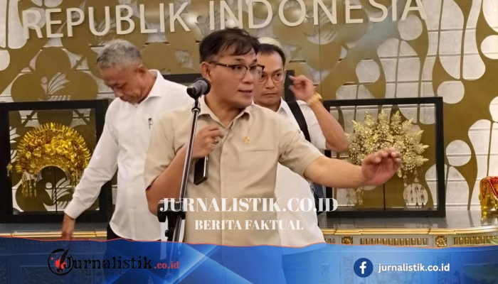 Budiman Sudjatmiko Saat Keributan Diskusi di UGM: Aku Masih Seperti yang Dulu!