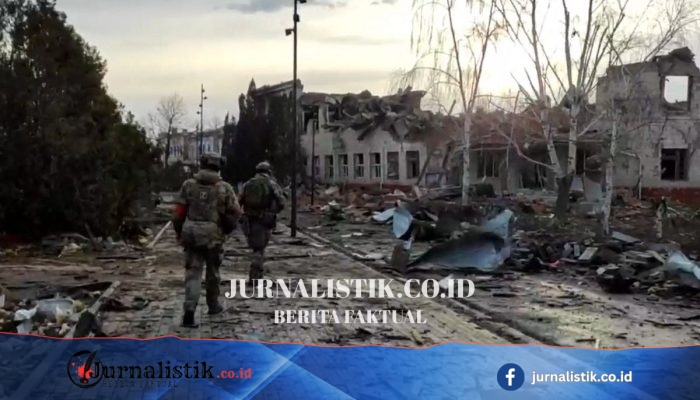 Perang Ukraina Membentuk Gaya Hidup Baru di Rusia