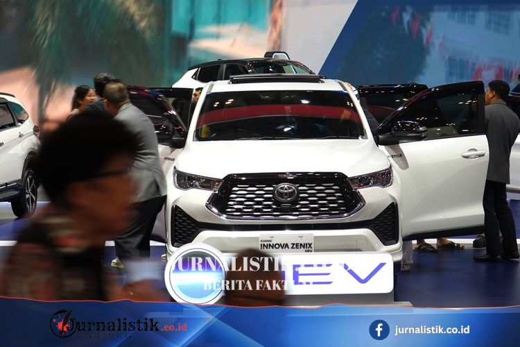 Solar Mahal, Auto2000 Akui Banyak yang Tunda Beli Fortuner dan Innova Otomotif 7 Juni 2026