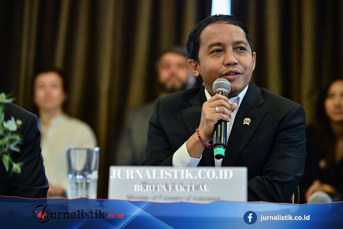 Upaya Putus Rantai Konflik, Menhut Serahkan SK Hutan Adat Seluas 1.175 Hektare News 6 Juni 2026