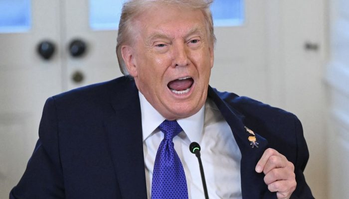 Trump Murka pada Oman yang Dinilai Terlalu Dekat dengan Iran, UEA dan Saudi Ikut Kesal