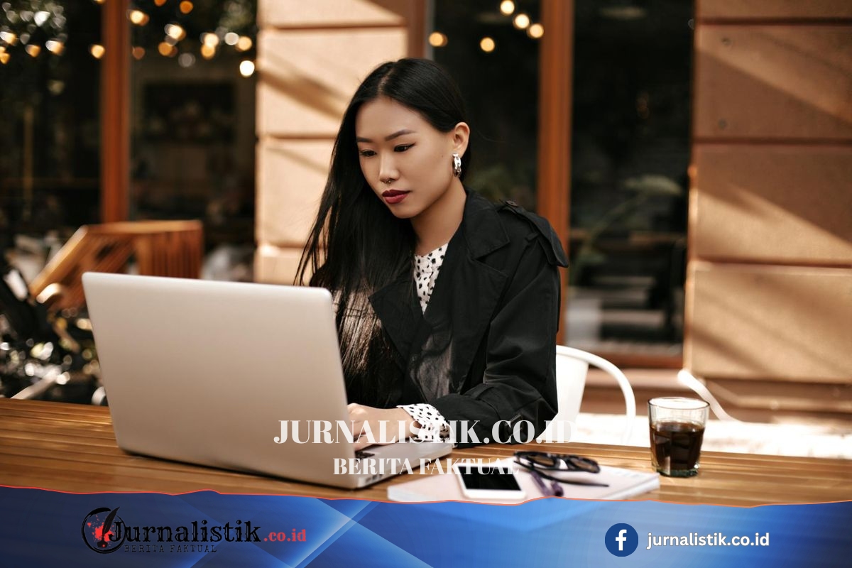 Tak Harus Kerja Kantoran, Mentor Karier Ungkap 4 Tips Memulai Jadi Freelancer Setelah Lulus Lifestyle 19 Juni 2026