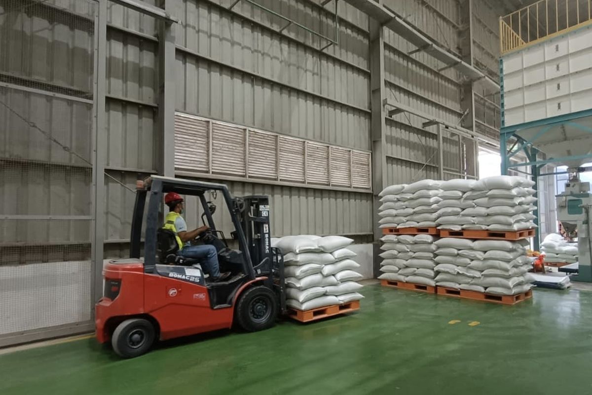 Bulog Serap 3 Juta Ton Gabah-Beras Petani, 75 Persen Target Pengadaan 2026 Money 3 Juni 2026