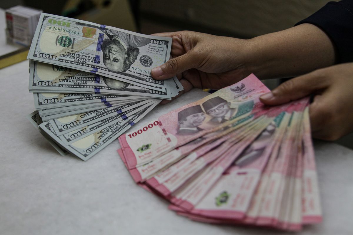Pelemahan Rupiah Salah Satu Sebab IHSG Merosot Tajam Rabu (3/6) Siang Money 3 Juni 2026