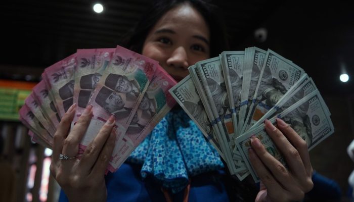 Rupiah Tembus Rp 18.000 per Dollar AS, Terlemah Sepanjang Sejarah