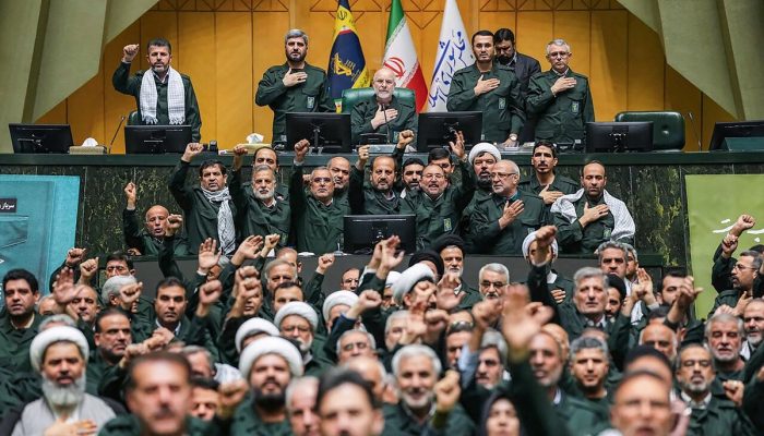 Iran Pelajari Usulan Kesepakatan Damai, Trump Sebut Dialog Tetap Berjalan