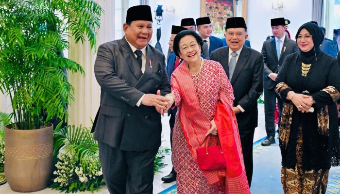 Prabowo-Megawati Tampil Akrab, PDI-P Diuji Jadi Penyeimbang Pemerintah
