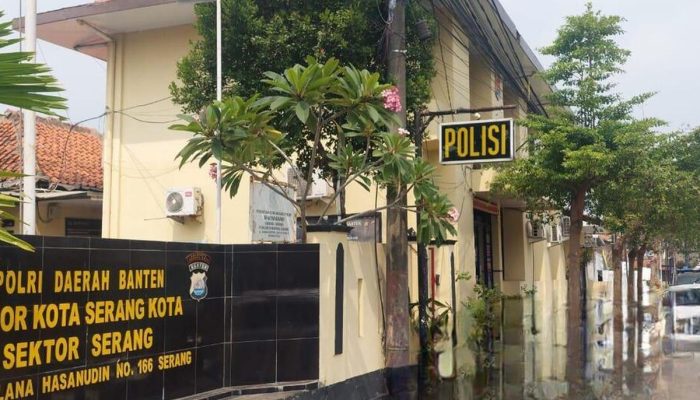 Viral Warga Hendak Lapor Penganiayaan, Polsek Serang Terkunci saat Personel Salat Subuh