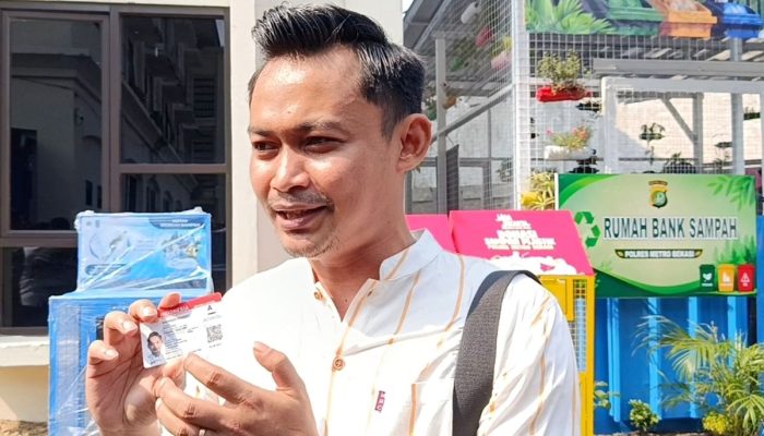 Warga Bekasi Bisa Buat SIM dan SKCK dari Tabungan Sampah, Tanpa Uang Tunai