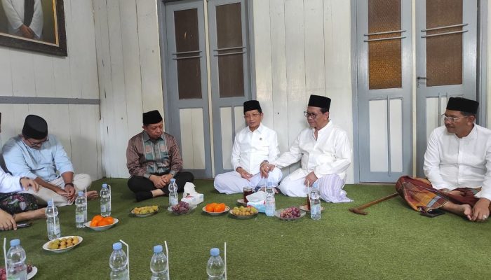 Menag Prof Nasaruddin Umar Doakan Kebaikan Bangsa dan Negara saat Kunjungi Ponpes Girikusumo