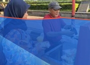 Rupiah Melemah, Pedagang Kecil Semarang Tertekan Kenaikan Harga Plastik dan Bahan Baku