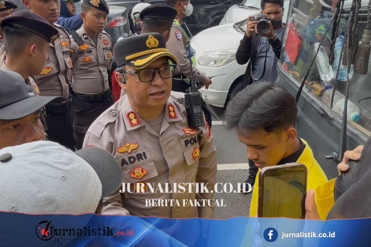 Momen Debat Mahasiswa dan Polisi yang Larang Demo di Bundaran HI News 12 Juni 2026