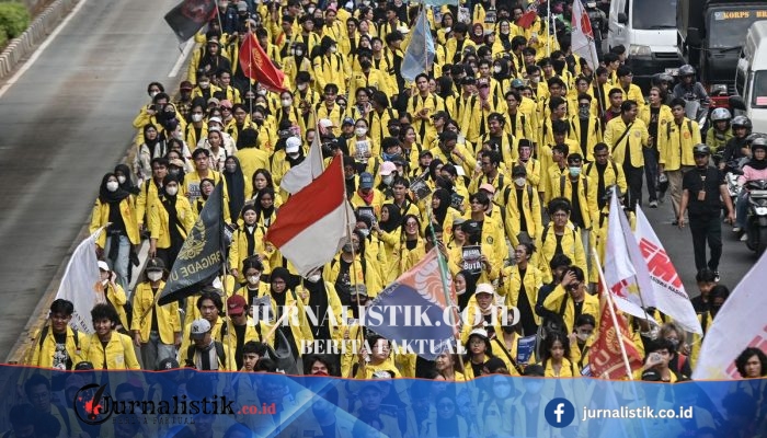 Ketika Mahasiswa Berani Melawan