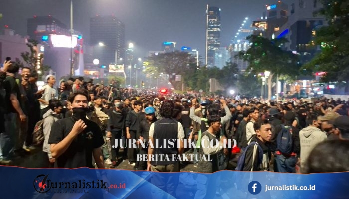 Masih Ada Massa Demo Bertahan di Dukuh Atas Jakpus, Tapi Tanpa Almamater Kampus