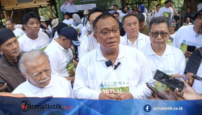 Menteri LH Siapkan Gerakan Tobat Ekologis Nasional, Target Tanam 2 Miliar Pohon