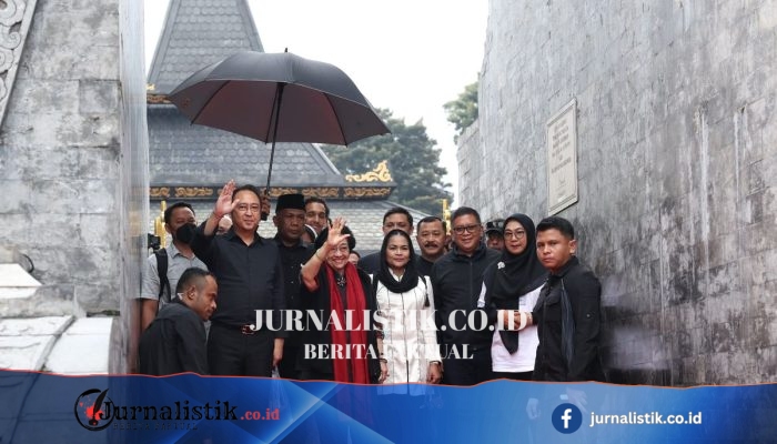 Megawati Ziarah ke Makam Bung Karno di Blitar, Berdoa untuk Indonesia Maju dan Berdikari