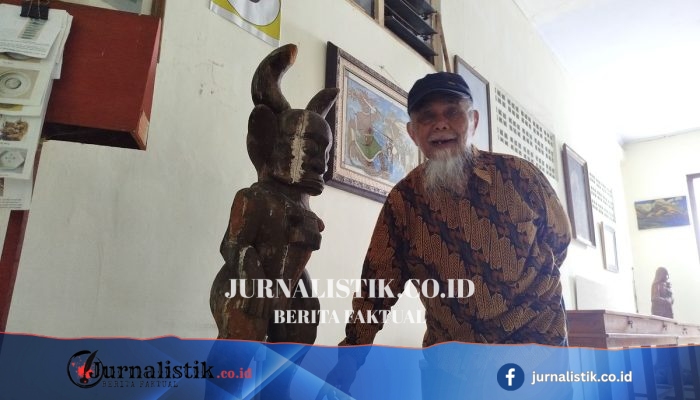 63 Tahun Merawat Jejak Sejarah Blambangan: Pengabdian Thomas Racharto bagi Generasi Penerus