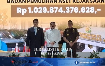 Jaksa Agung Serahkan Hasil Pemulihan Aset Rp 1,02 Triliun ke Menkeu, Termasuk Milik Eddy Tansil News 15 Juni 2026