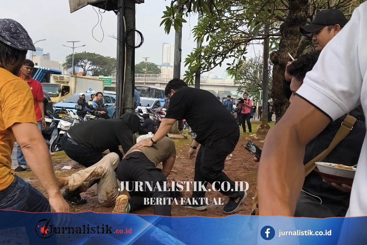 Mahasiswa yang Ditangkap Saat Hendak Bakar Ban di Depan DPR Dibebaskan News 15 Juni 2026
