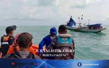 KM Arof Tenggelam Diterjang Cuaca Buruk di Lampung Timur, Dua ABK Asal Cirebon Hilang Regional 15 Juni 2026