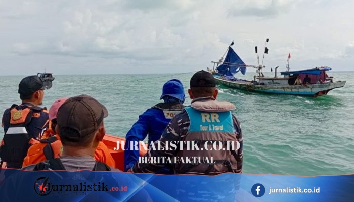 KM Arof Tenggelam Diterjang Cuaca Buruk di Lampung Timur, Dua ABK Asal Cirebon Hilang