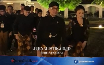 Kirab 1 Suro Padati Mangkunegaran Solo, Giring, Chef Arnold, dan Bambang Pacul Terlihat Hadir
