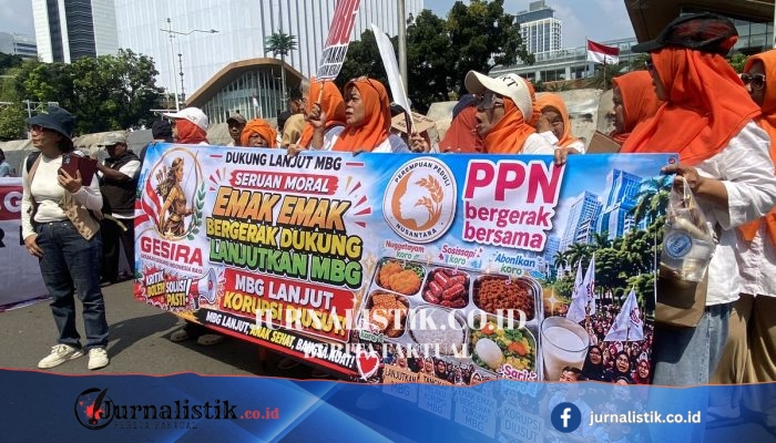 Emak-emak Demo di Patung Kuda Dukung MBG Dilanjutkan, Ini Alasan Mereka Menolak Penghentian