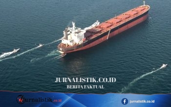 Blokade Selat Hormuz Dicabut, 550 Kapal Dagang Siap Keluar dari Teluk Persia