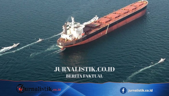 Blokade Selat Hormuz Dicabut, 550 Kapal Dagang Siap Keluar dari Teluk Persia