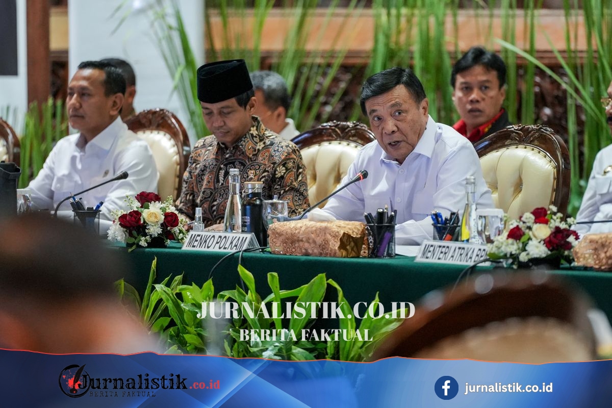 Menko Polkam: Kapolda-Pangdam Pertaruhkan Jabatan jika Gagal Cegah Karhutla News 18 Juni 2026