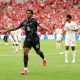 Hasil HT Kanada vs Qatar 3-0: Line Up, Cyle Larin (16′) & Jonathan David (29′, 45’+3) bersinar, Homam El Amin drama kartu merah