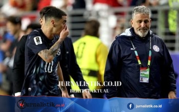 Almiron Jadi Pemain Pertama yang Dikartu Merah karena Menutup Mulut