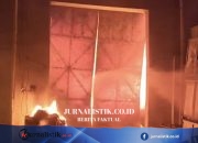 Pabrik Sandal di Tangerang Terbakar, Puluhan Petugas Damkar Berjibaku Padamkan Api News 22 Juni 2026
