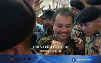Roy Suryo dan Dokter Tifa Ajukan 50 Tokoh sebagai Penjamin Penangguhan Penahanan ke Kejari Jakarta Selatan